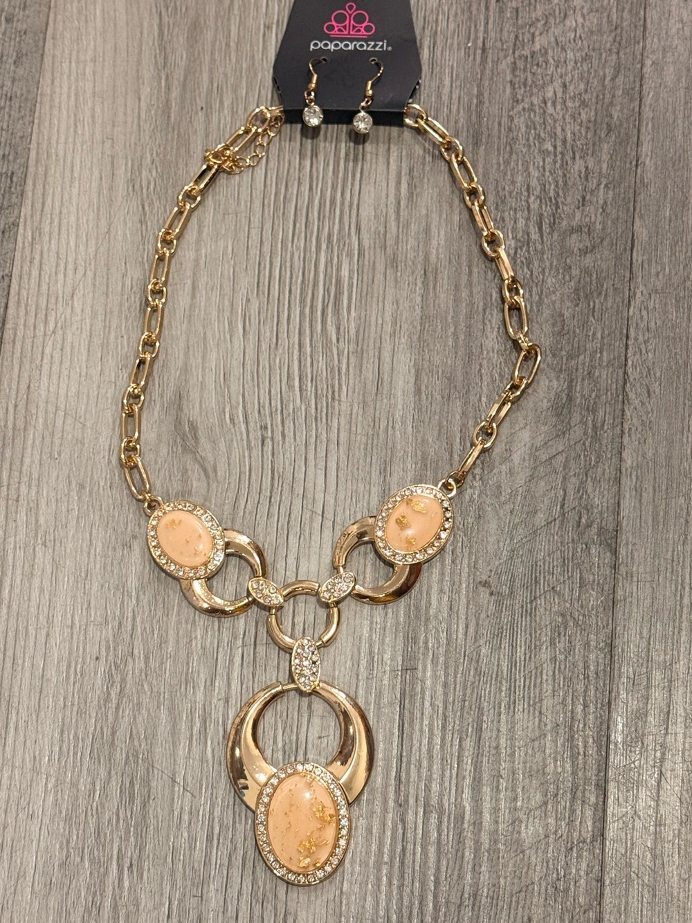 Paparazzi Gold Peach Link Pendant Necklace